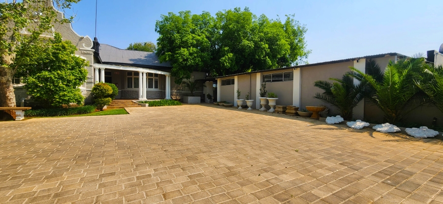 12 Bedroom Property for Sale in Potchefstroom North West